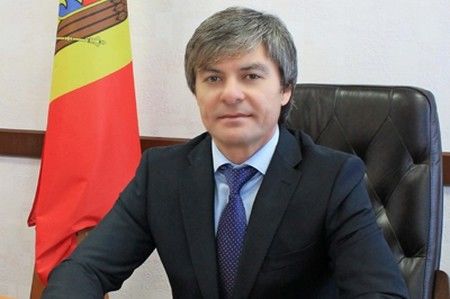 Трибой останется под домашним арестом.