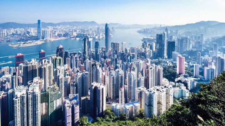 2,2 miliarde de dolari pentru un teren de 3.000 de metri pătrați din Hong Kong. Foto: theguardian.com
