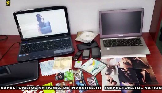 O femeie de 41 de ani, originară din Republica Moldova suspectată că ar fi liderul unei grupări, specializată în infracțiuni de proxenetism organizat pe întreg teritoriul Europei.