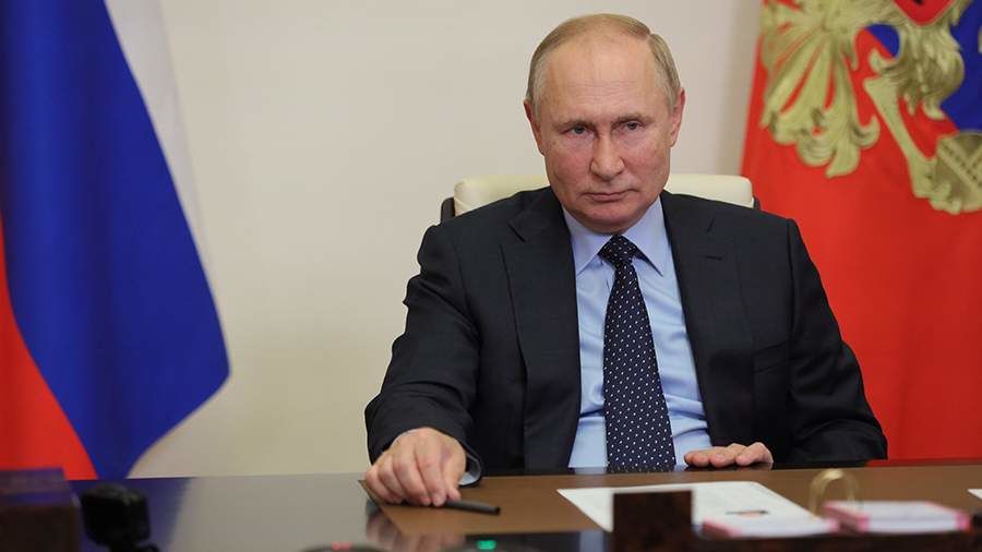 Путин назвал ошибочной политику краткосрочных газовых контрактов ЕС.