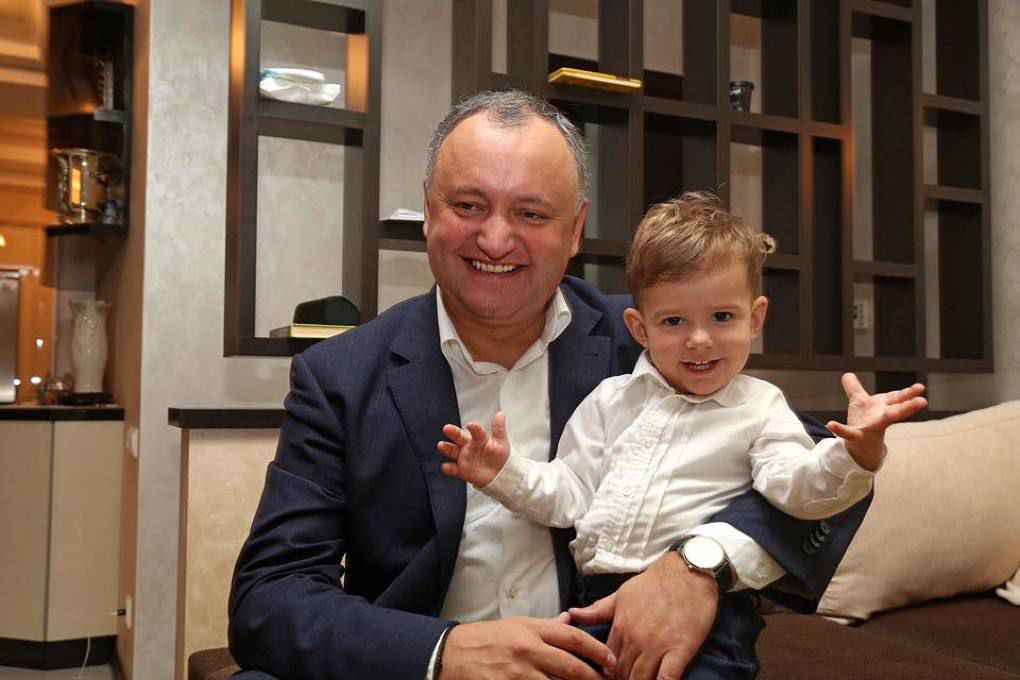 Președintele Republicii Moldova, Igor Dodon, a felicitat cetățenii Republicii Moldova în ajunul Crăciunul pe stil vechi. Foto: facebook.com/dodon.igor