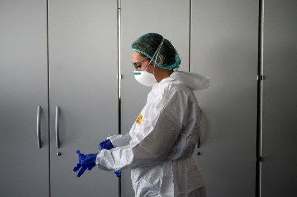 Итальянские врачи заявили, что коронавирус превратился в «тень».