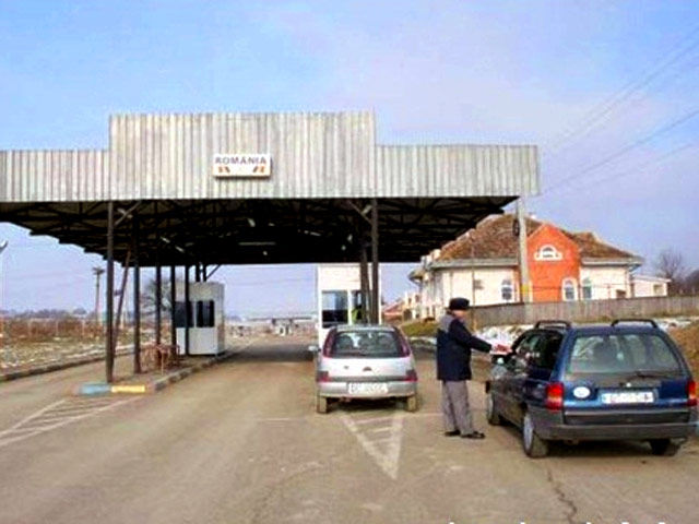 Всего же за 24 часа границу пересекли почти 47 тысяч человек и более 10 тысяч единиц транспорта.
