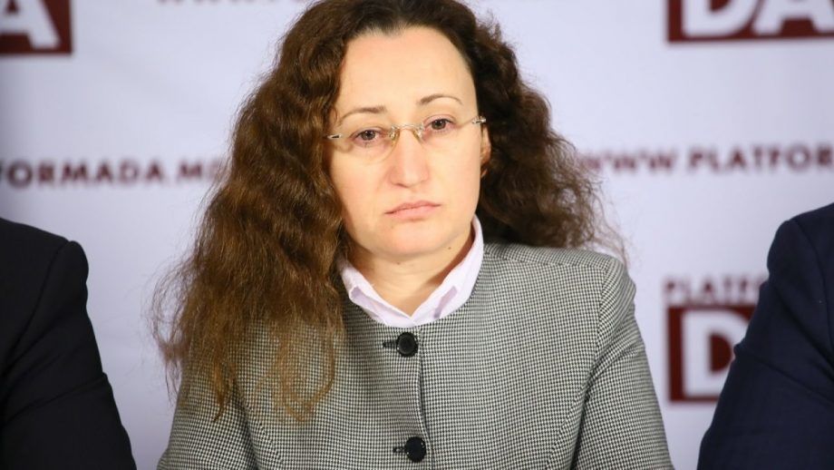 Григориу намерена обратиться к депутатам других фракций за поддержкой данных важных проектов.