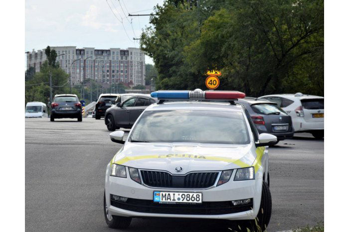 За выходные полиция установила более 3 700 нарушений правил дорожного движения.