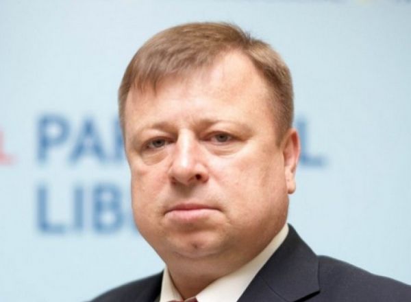 Mihail Carlig a fost restabilit in functie. Foto: protv.md