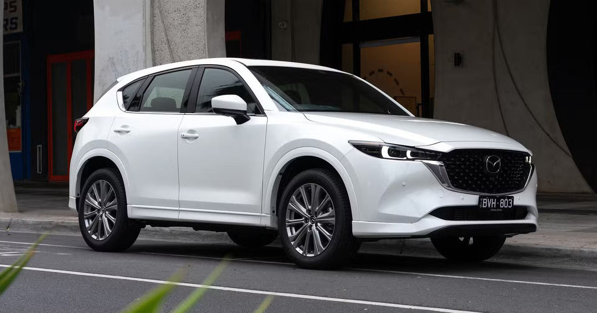 Mazda представила CX-5, которая дешевле прошлогодней модели.