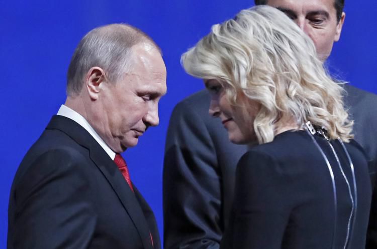 Cu ce a dat-o Putin pe spate pe Megyn Kelly de la NBC.