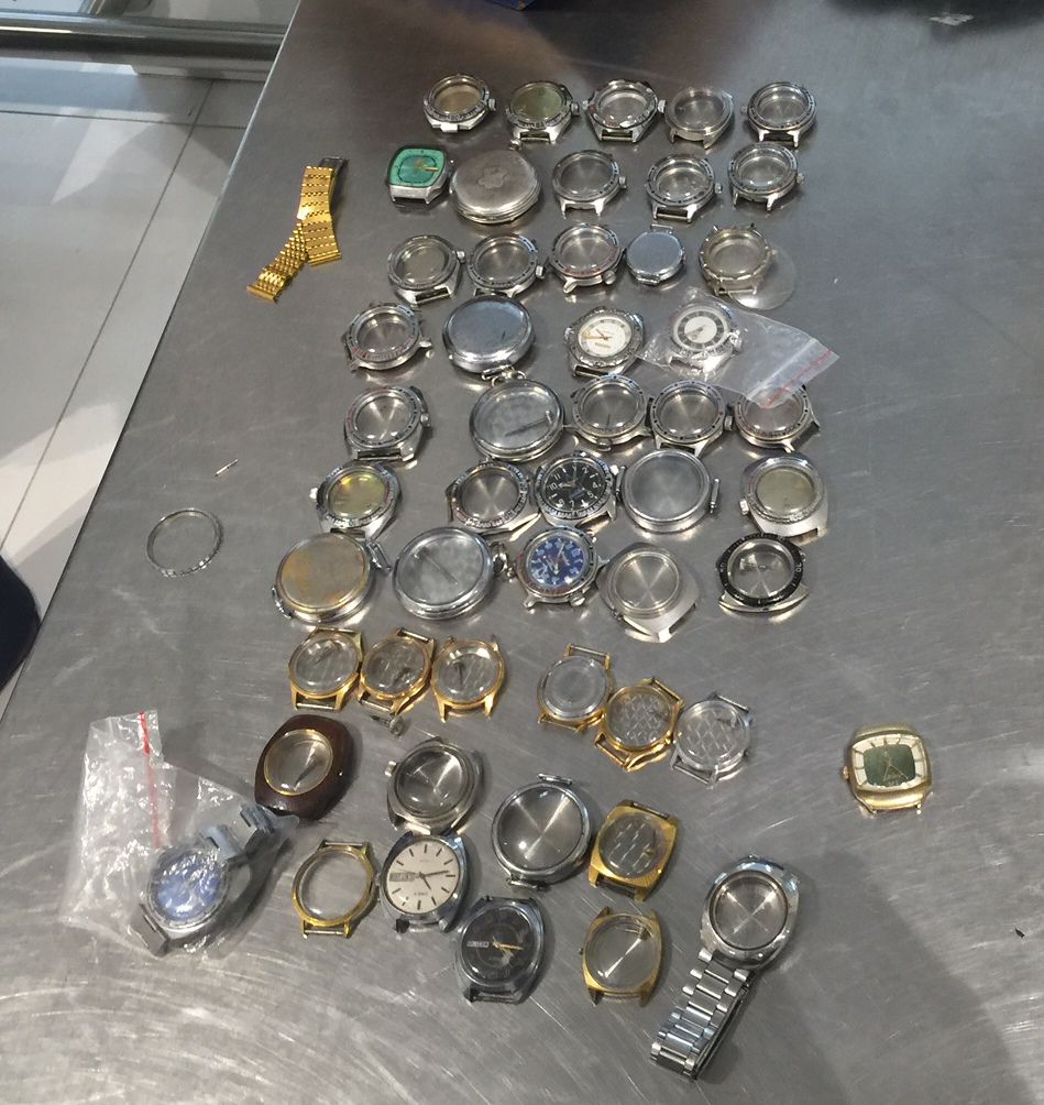 Vameși amenințați de pasager. Ce au găsit suspect la el. Foto: customs.gov.md