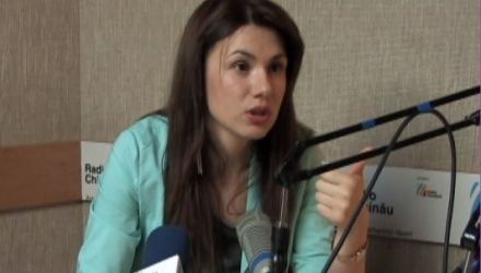 Totodată, aceasta a refuzat că comenteze informațiile apărute ieri în presă despre casa de 5 milioane de lei a președintelui CNI