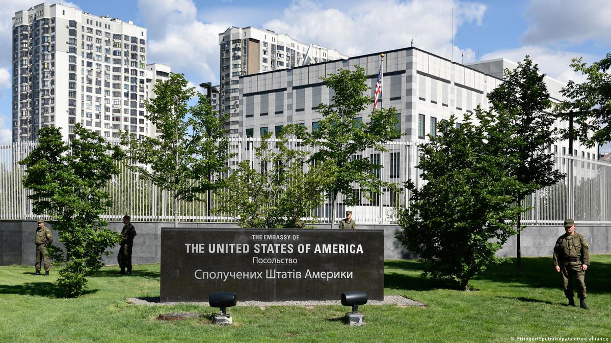 США вновь призвали своих граждан покинуть Украину.