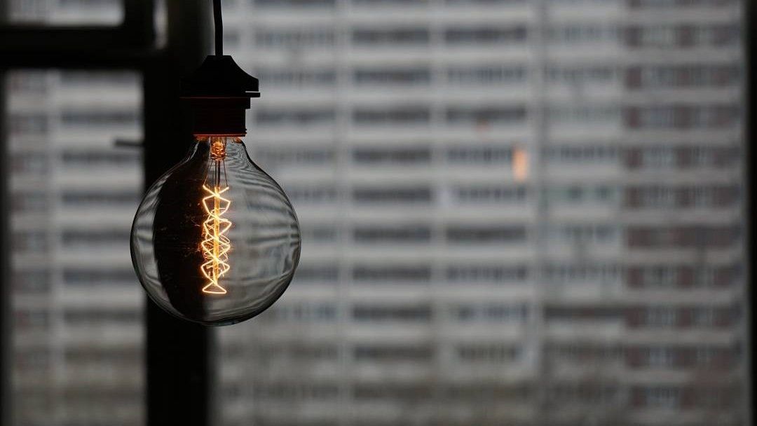 Dezastru în urma furtunii: 21 de localităţi, fără curent electric