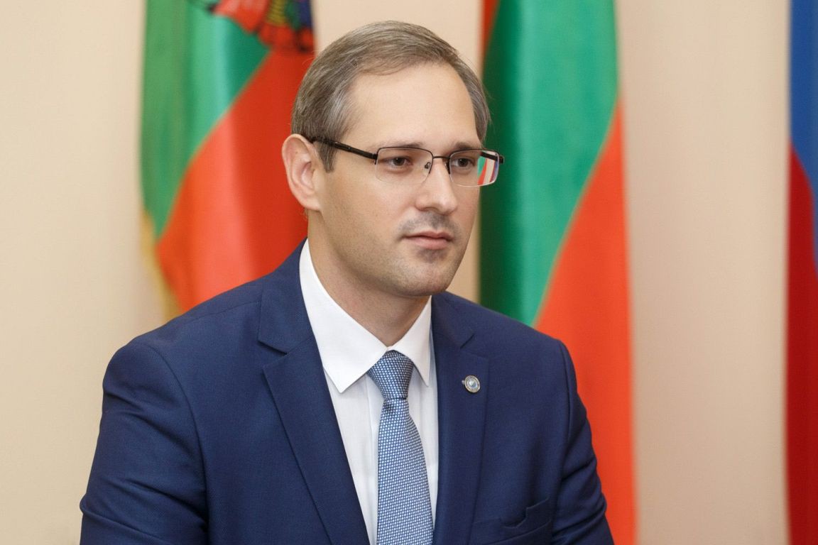 Игнатьев призвал усилить защиту права граждан РФ и соотечественников в Приднестровье.