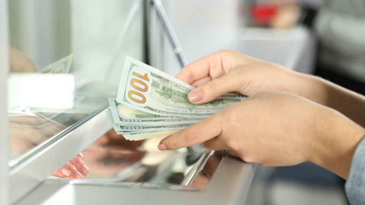 Curs valutar: Leul câștigă teren față de principalele valute de referință. Foto: bnm.md