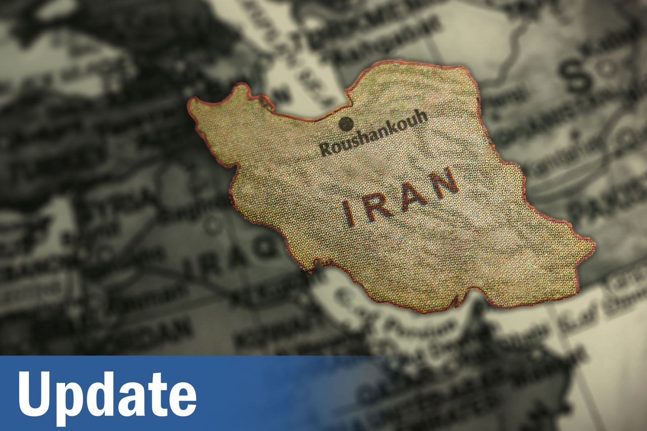 Иран перебрасывает военную технику к границе с Азербайджаном.
