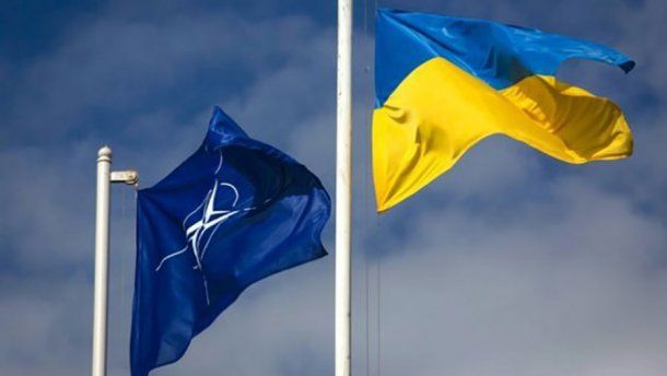 Референдумы о вступлении страны в ЕС и НАТО пройдут «в обозримом будущем».