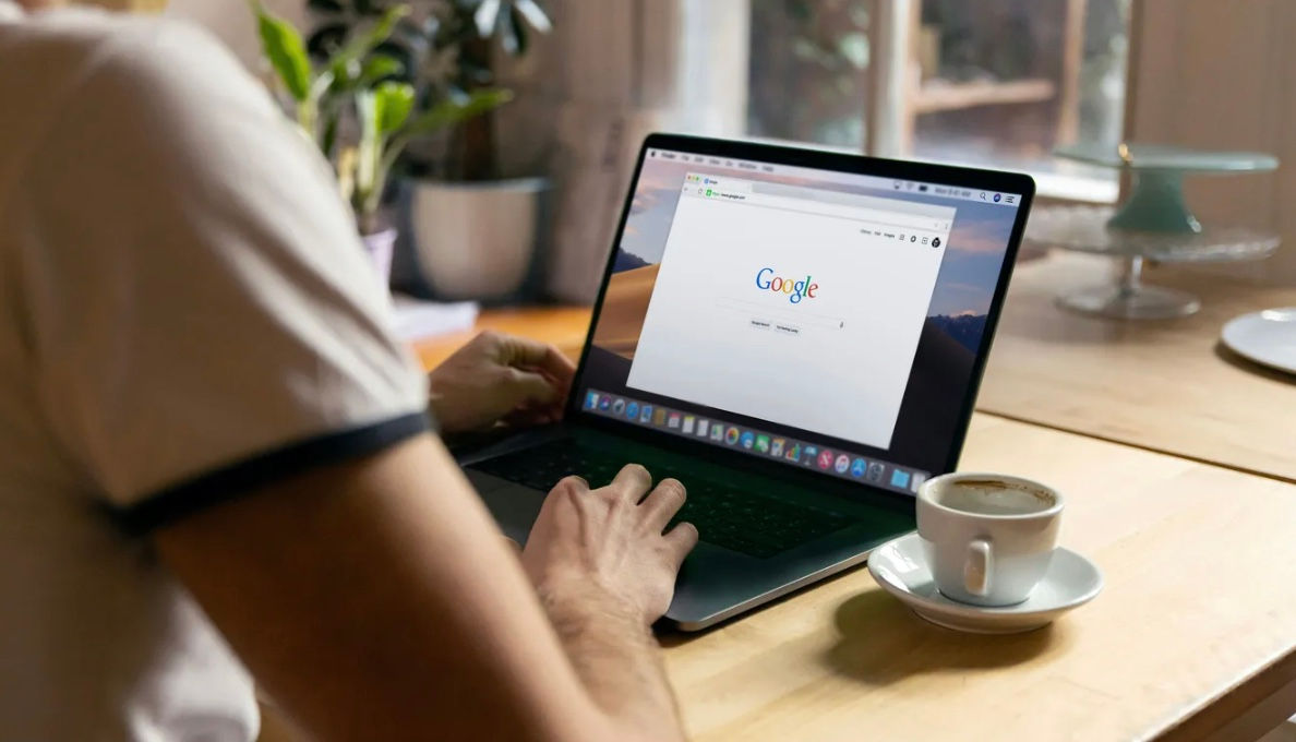 Google Chrome va fi dotat cu inteligență artificială.