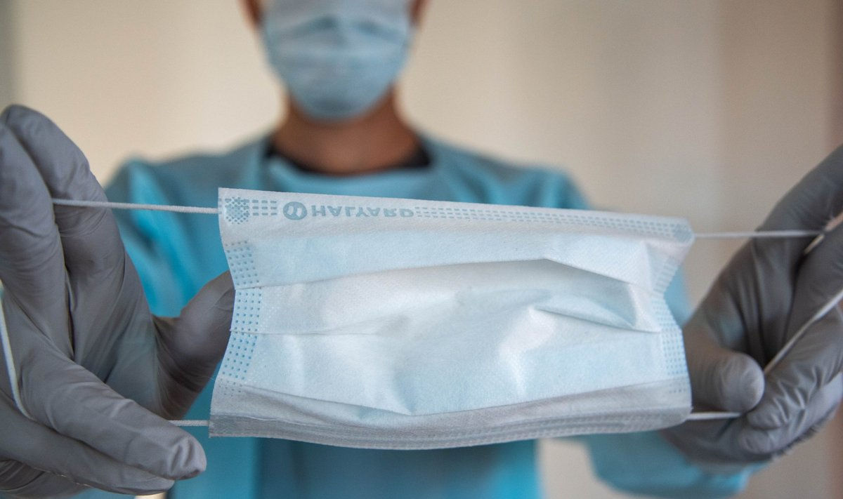 MAI va vinde măști medicale din rezervele de stat: Termenul lor expiră în vară.