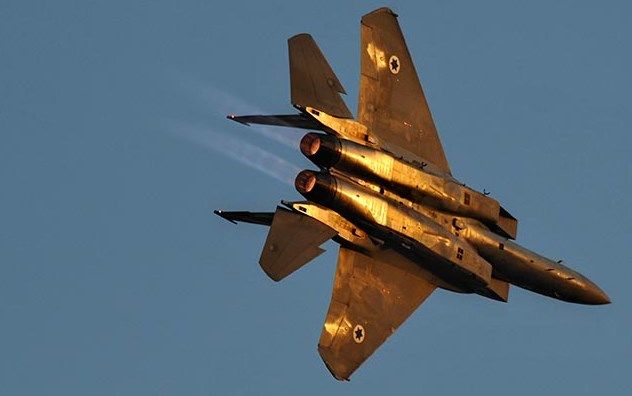 Израильская сторона потерю своего самолета пока не подтверждает.
