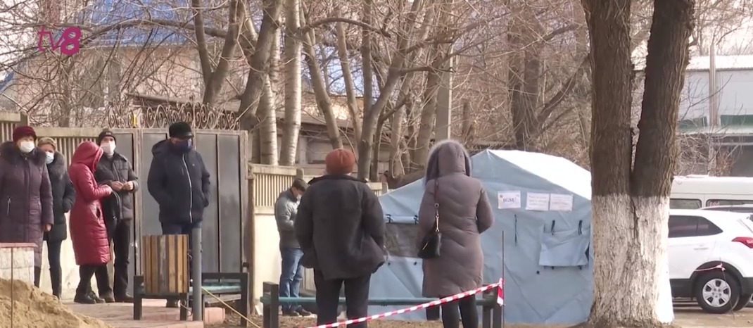 В Кишиневе пропали палатки для тестирования на коронавирус: Желающих поубавилось.