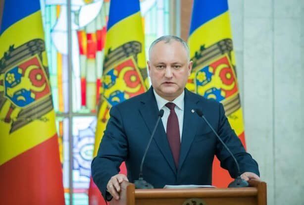 Игорь Додон в четверг подписал указ об увольнении генпрокурора.