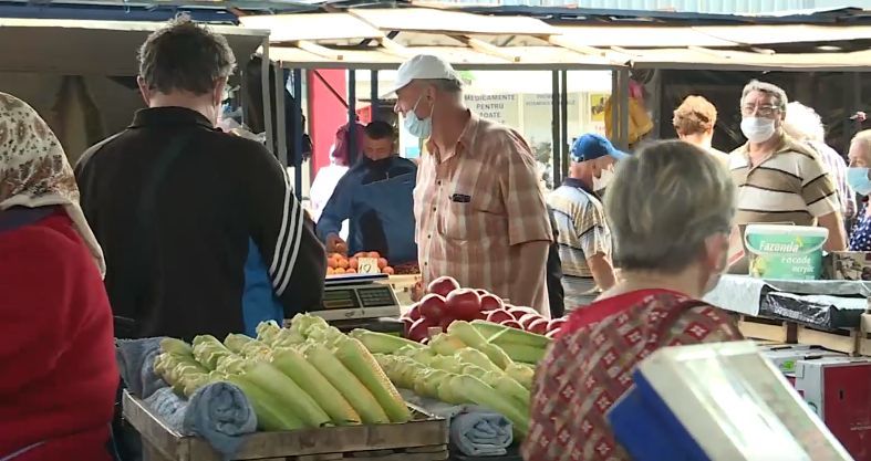В Молдове открыт сезон вареной кукурузы.