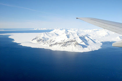 Компания Antarctic Logistics &amp; Expeditions ежегодно доставляет в Антарктиду около 500 туристов.  Фото: kristensenvaultingsupply.com