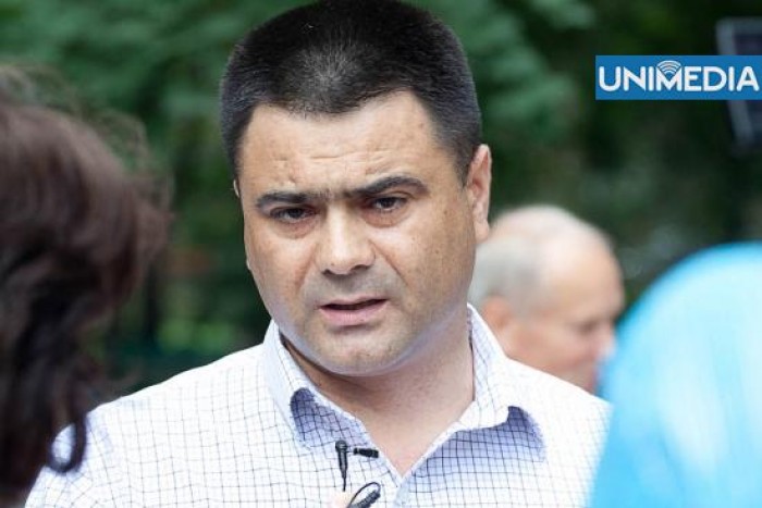 Fostul ministru al Apărării și în același timp membru PLR, Vitalie Marinuța, susține că în interiorul partidului există probleme.