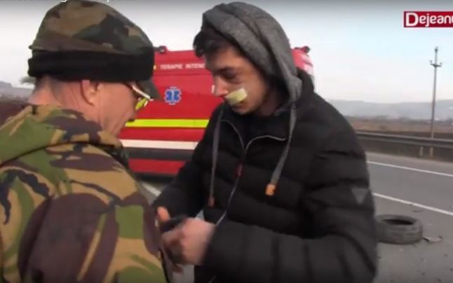 Un român a salvat 3 oameni de la accident. A cerut bani la final