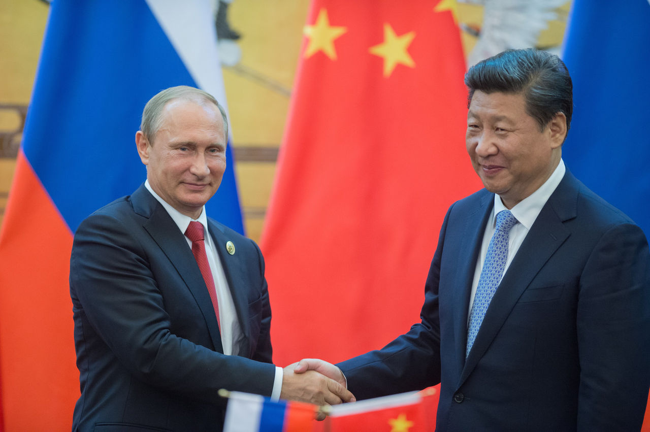В Пекине проходят двусторонние переговоры лидеров России и Китая.