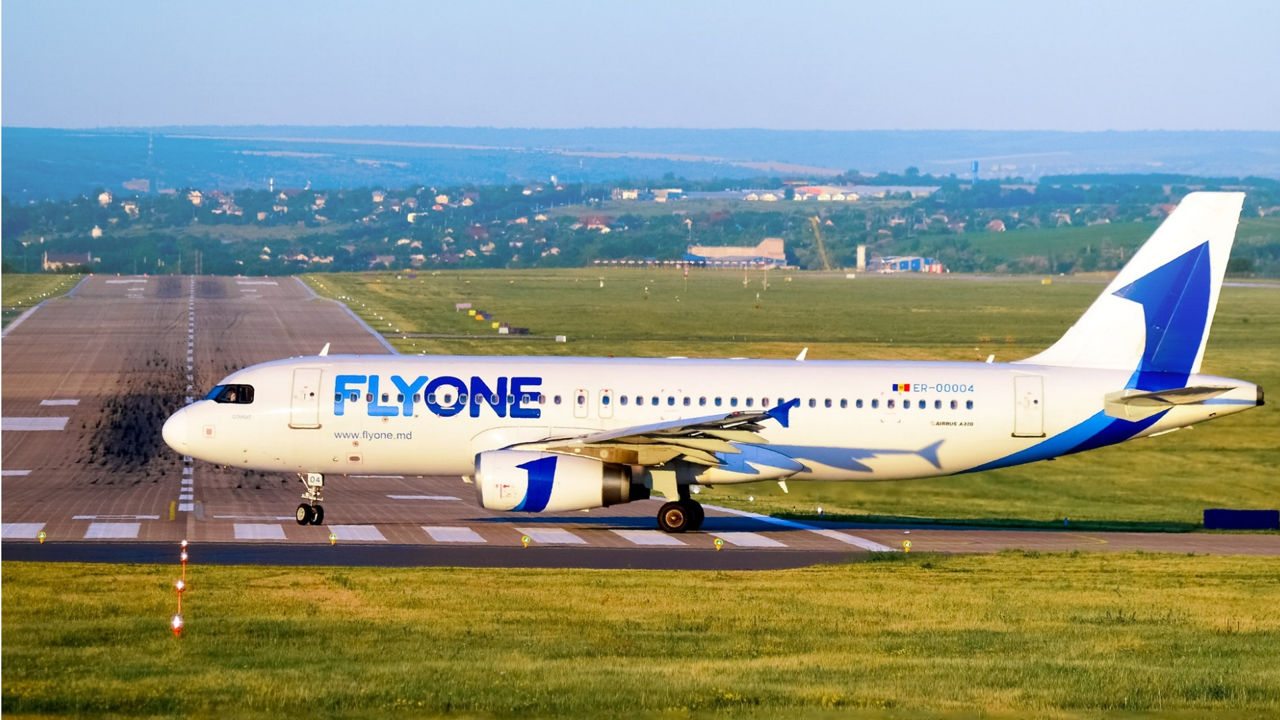 FlyOne задерживает ряд рейсов, запланированных на 26 июля.