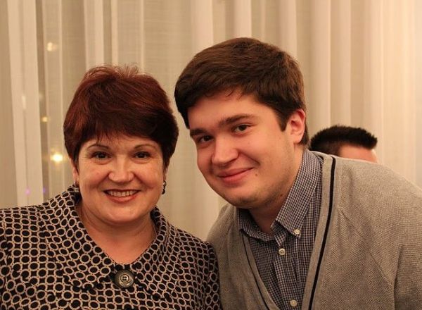 Alexandru Buliga: “Nu are nicio legatura cariera mea cu cea a mamei mele sau ca sunt membru PD.”