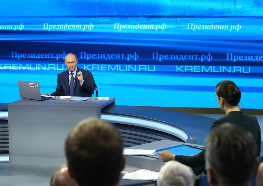 Точная дата и предполагаемые темы беседы не названы.