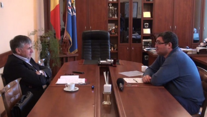 Renato Usatâi a răspuns că pentru el totuși important este că oamenii au încredere în ceea ce propune. Foto: privesc.eu