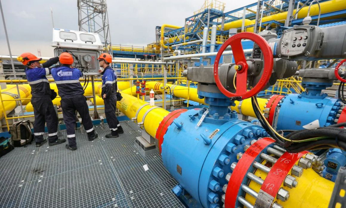 «Газпром» увеличил транзит газа через Украину.