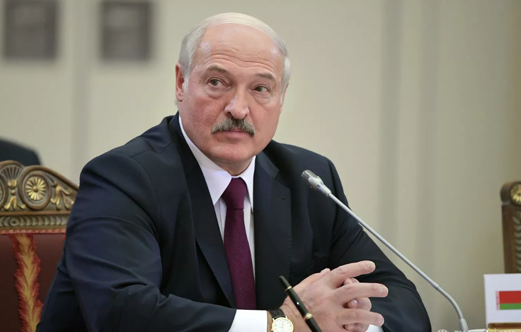 Лукашенко призвал Россию отказаться от "имперских замашек".