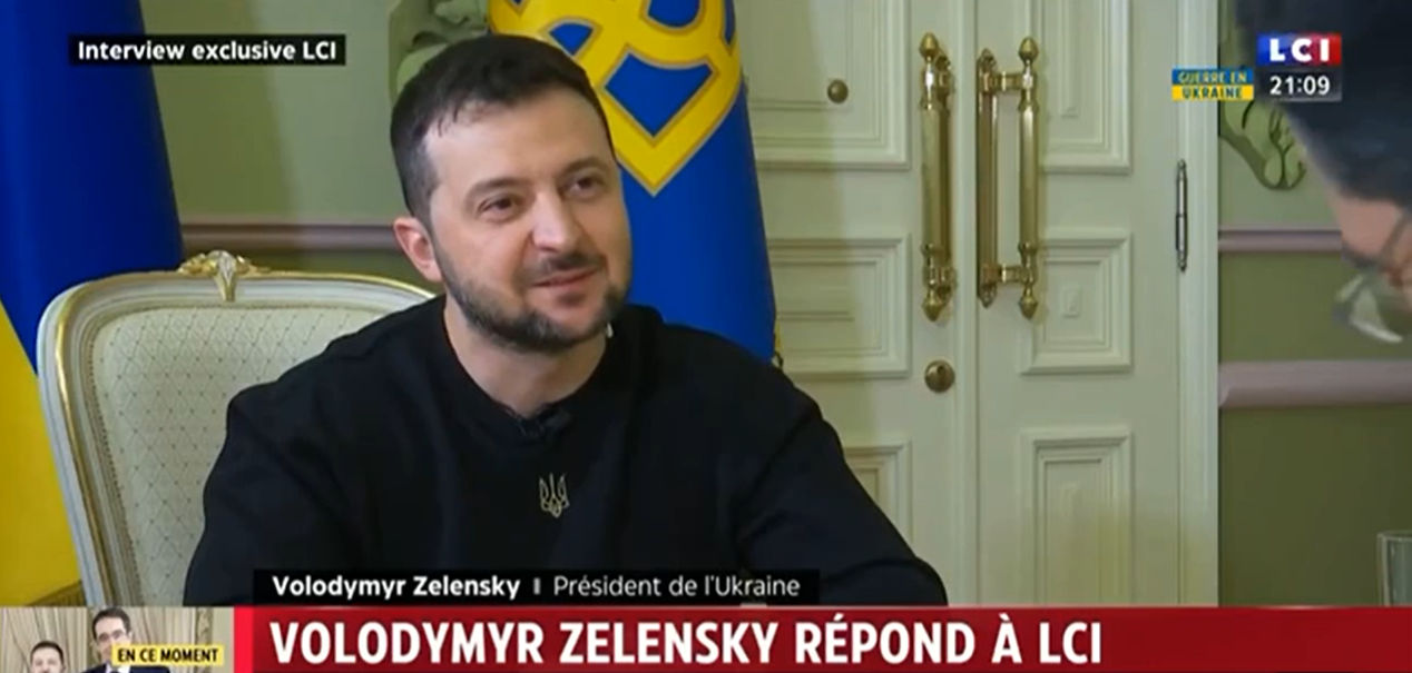 Зеленский заявил, что готов выйти на ринг с Путиным. Коллаж: Point.md