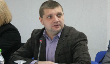 30 de zile de arest pentru şeful adjunct al Centrului pentru Combaterea Traficului de Persoane, Iurie Podarilov. Foto: ijc.md