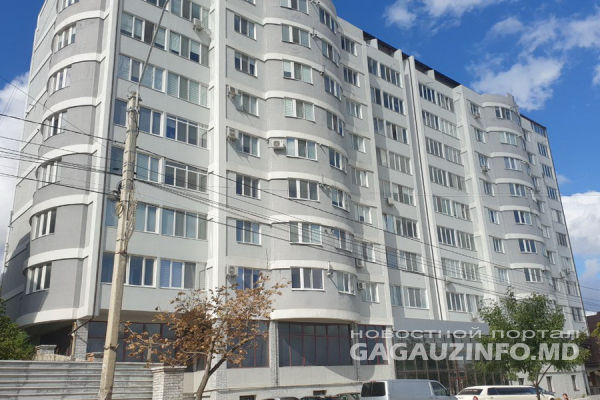 Многоэтажку в Комрате отключили от электричества.