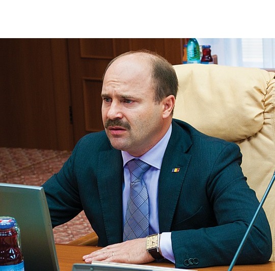Исполняющий обязанности министра экономики, представитель Демократической партии Молдовы в переговорах по формированию парламентского большинства Валерий Лазэр. Фото: tribuna.md