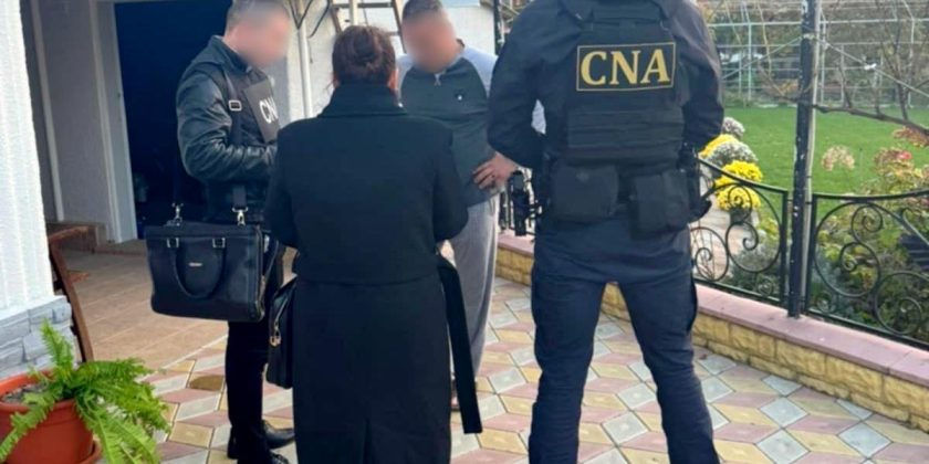 CNA desfășoară percheziții la Cimișlia și Comrat în dosare de corupere electorală.