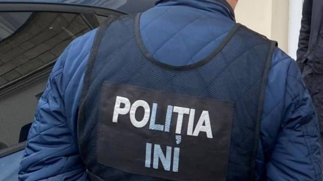 Сотрудники НЦБК провели 14 обысков по делу об отмывании денег.