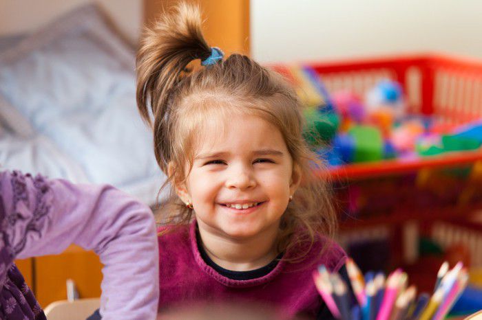 De asemenea, de ajutoare materiale unice vor beneficia copiii din casele de copii de tip familial.
