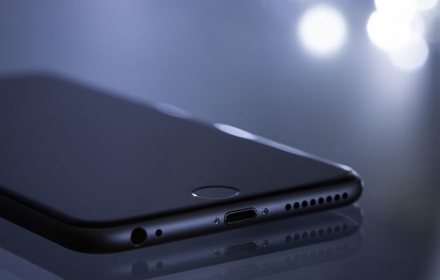 Incredibil: Unde și-a găsit un bărbat iPhone-ul furat