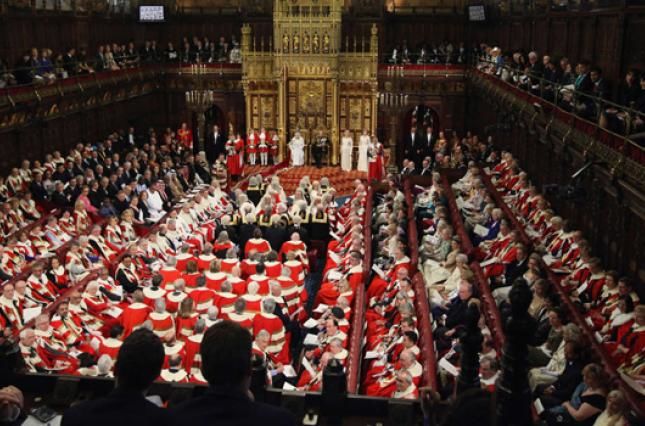Палата лордов утвердила проект о переносе Brexit.