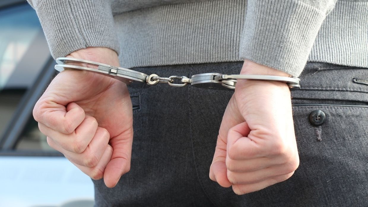 Un moldovean, acuzat în Rusia de pedofilie. Ar fi violat o minoră