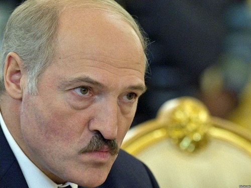 Он выразил уверенность в том, что народ поддержит действующую власть.