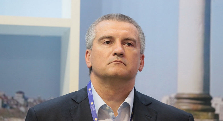 Глава Крыма Сергей Аксёнов поручил крымским подразделениям ФСБ и МВД провести проверку.