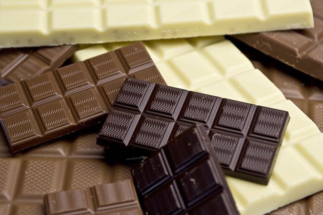 Consumul de ciocolată ar putea fi "asociat" cu un risc redus de boli cardiovasculare.