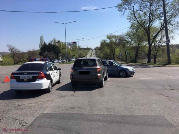 Dacă vor fi prinși, aceștia riscă să nu mai poată conduce vehicule pe un termen de la 2 la 3 ani sau arest pe un termen de 15 zile.